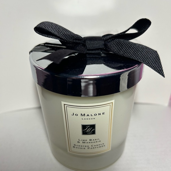 Jo Malone Lime Basil & Mandarin Home Candle 200g - Picture 4 of 4